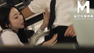 ครูสาวเงี่ยนจัดเต็ม ให้นักเรียนซอยหีสดแรงๆ แตกในคาหีไม่ยั้ง