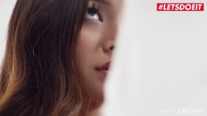 สาวผิวแทน Rea Lil Black โดนควยดำใหญ่กระแทกหีโคตรแรง น้ำพุ่งแตกคาปากเต็มๆ