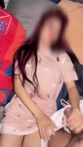 คลิปหลุดคู่รักไทย สาวผิวขาวนมใหญ่โดนแฟนควยใหญ่เย็ดสดซอยหีแตกใน หีแฉะครางลั่นห้อง