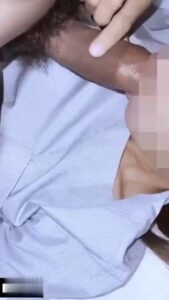 นักศึกษาหน้าเด็กเงี่ยนจัด หนีเรียนมาให้แฟนเย็ดสดคาห้อง ซอยหีเนียนแรงจนแตกในคารับ